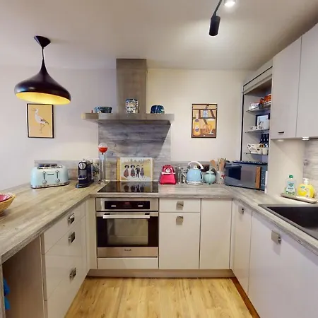 Zum Storike Nescht * Barr