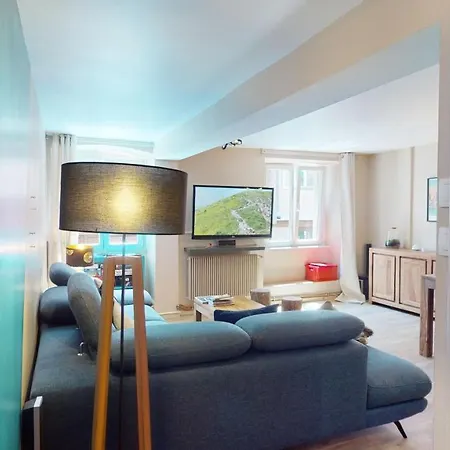 Zum Storike Nescht アパート バール